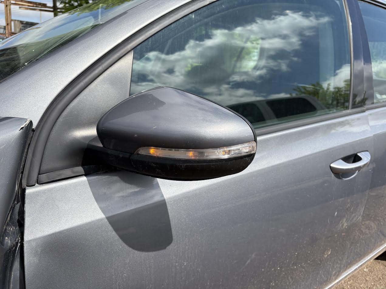 Rétroviseur extérieur gauche côté conducteur d'occasion pour Golf GTI 2010-2014 5K0857537GRU