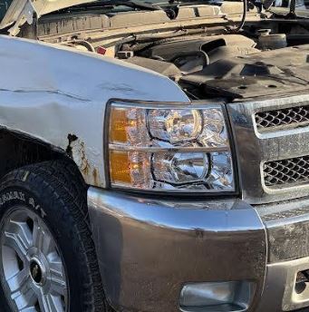 Phare avant droit (côté passager) d'origine d'occasion, compatible avec Silverado 1500 (2007-2013) et Silverado 2500/3500 (2007-2014), référence 22853028