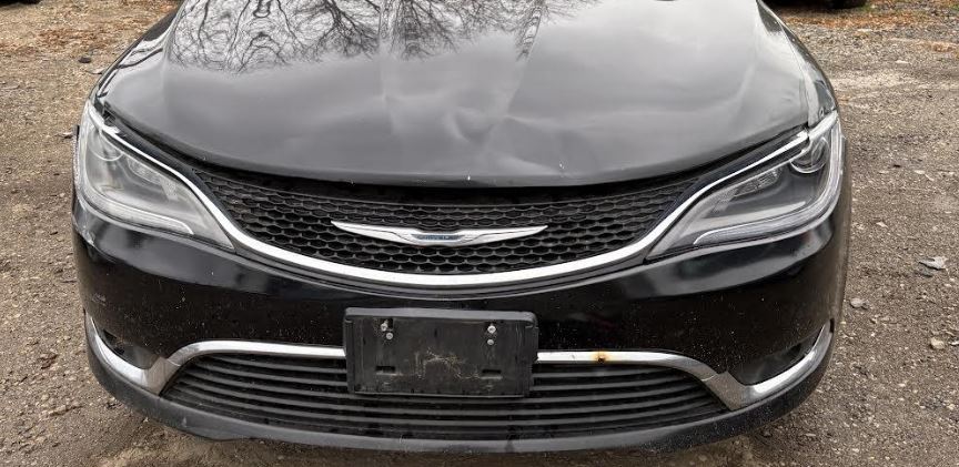 Phare halogène d'origine d'occasion, côté passager droit, compatible avec Chrysler 200 (2015-2017), références : 68145672AE et 68284787AB.