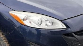 Used OEM Passenger Side Halogen Headlight fits 2012-2017 Mazda 5, 2013-2015 Mazda 5 Touring/Sport/GS CG36510K0E