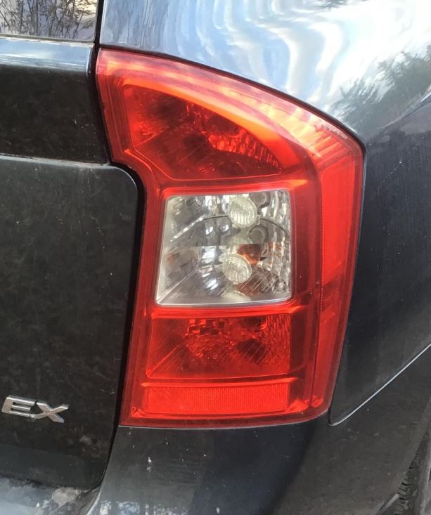 Feu arrière droit d'occasion OEM pour Kia Rondo 2007-2012 924021D020 924021D021 924021D022