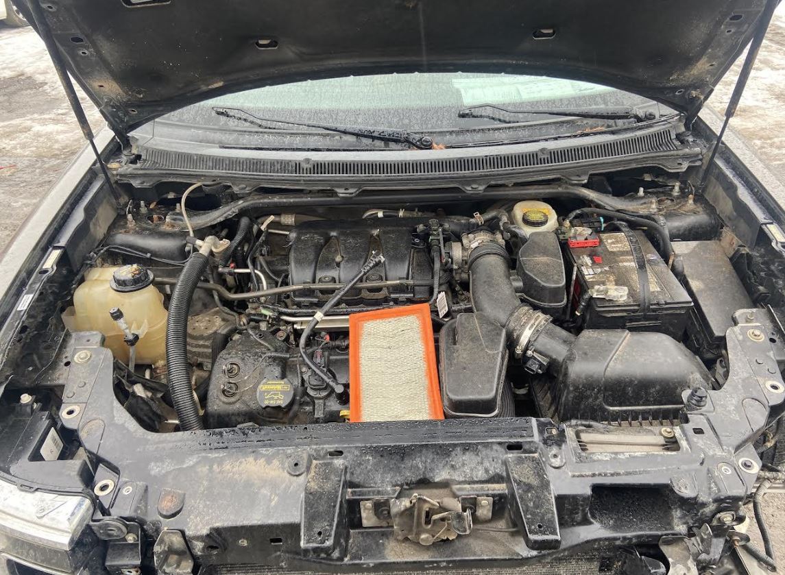 Alternateur d'origine d'occasion compatible avec Ford Edge (2011-2014), Explorer (2011-2019), Flex (2009-2019), MKS (2009-2014), MKT (2010-2012), MKX (2011-2015), Taurus (2010-2012) et Taurus X (2008-2009).