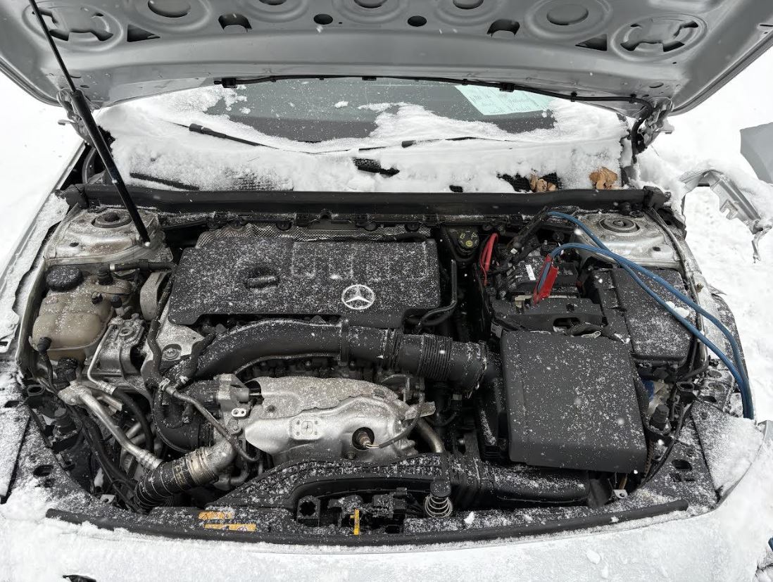Démarreur d'origine d'occasion 2.0L compatible avec Mercedes Classe A (2012-2022), Classe CLA (2020-2023), Classe GLA (2021-2023) et Classe GLB (2020) - Référence : 2609060100