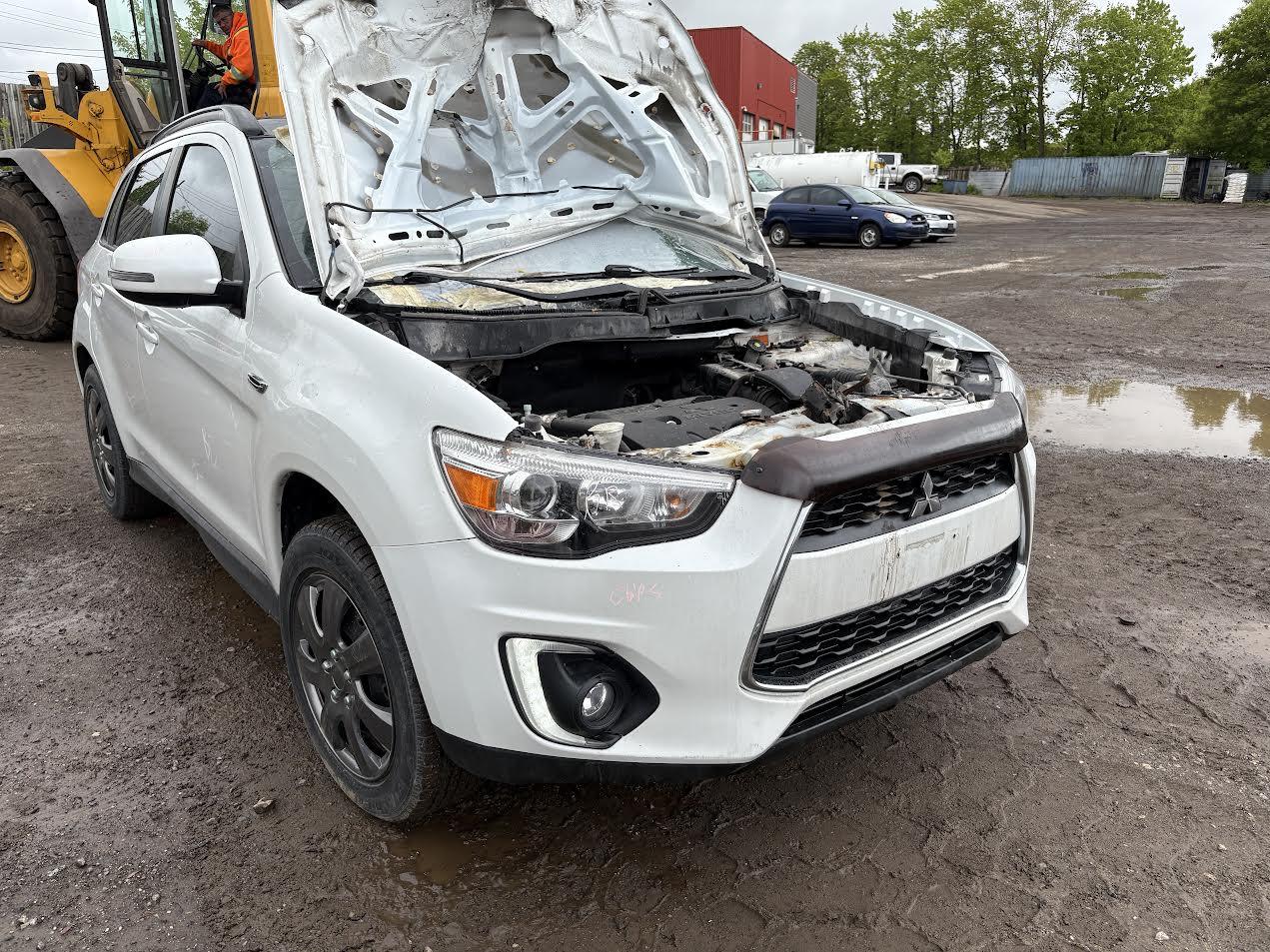 Phare avant droit côté passager d'occasion pour Mitsubishi RVR Outlander Sport 2011-2019 8301C224 8301C896