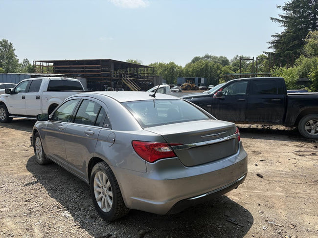 Phare avant chromé côté conducteur d'occasion pour Chrysler 200 2011-2014 5182591AE