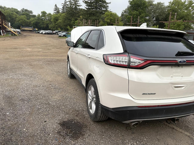 Feu arrière droit d'occasion pour Ford Edge 2011-2014 BT4Z13404B