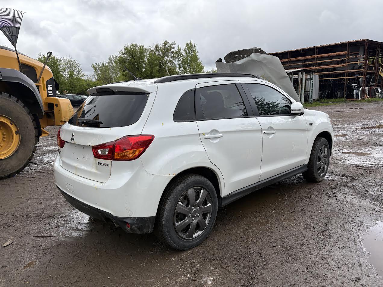 Feu arrière droit d'occasion pour Mitsubishi RVR Outlander Sport 8330B196 (2011-2019)