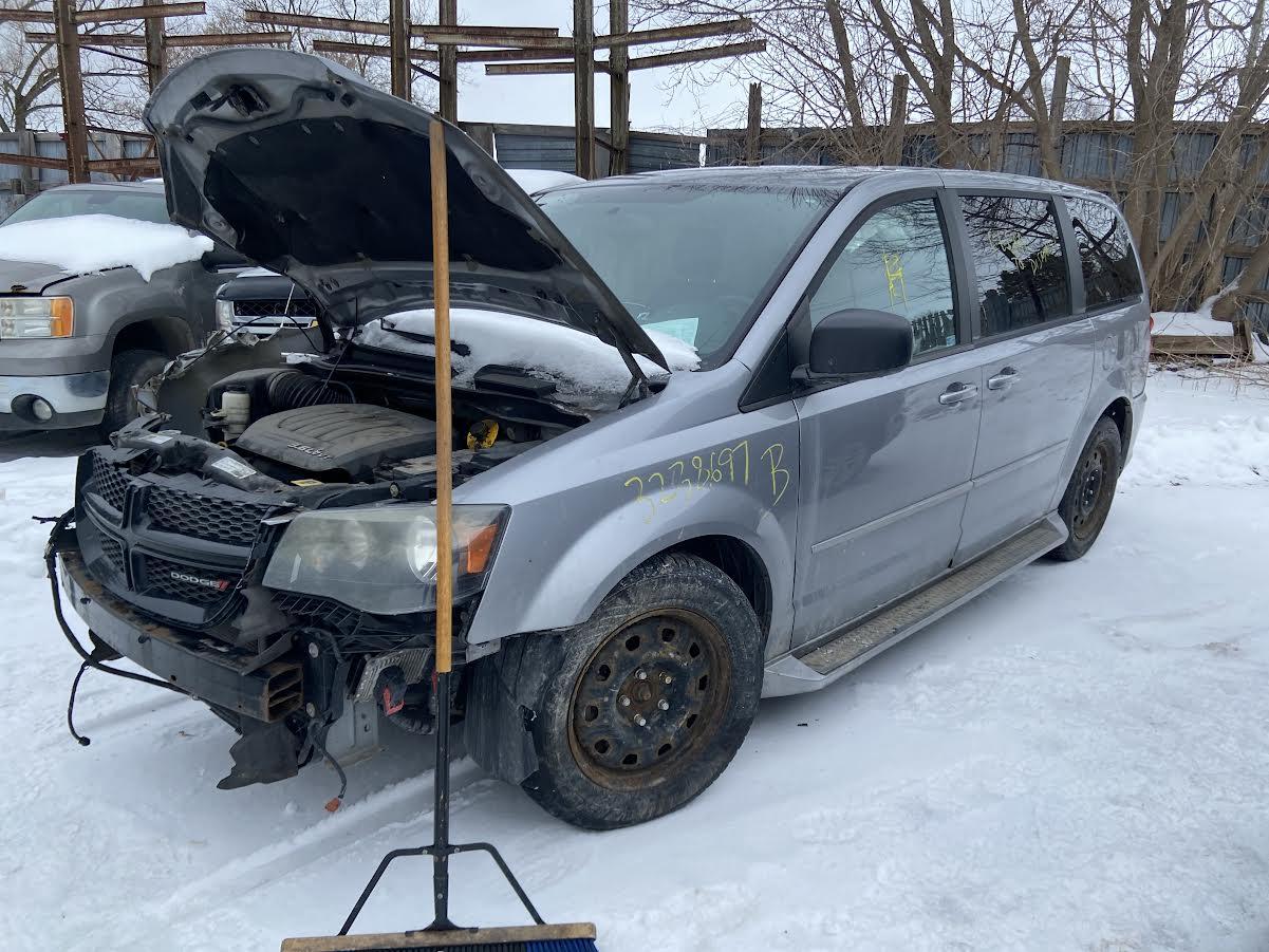 Module de contrôle de puissance entièrement intégré (TIPM) OEM d'occasion pour Caravan 2014 68217405AA