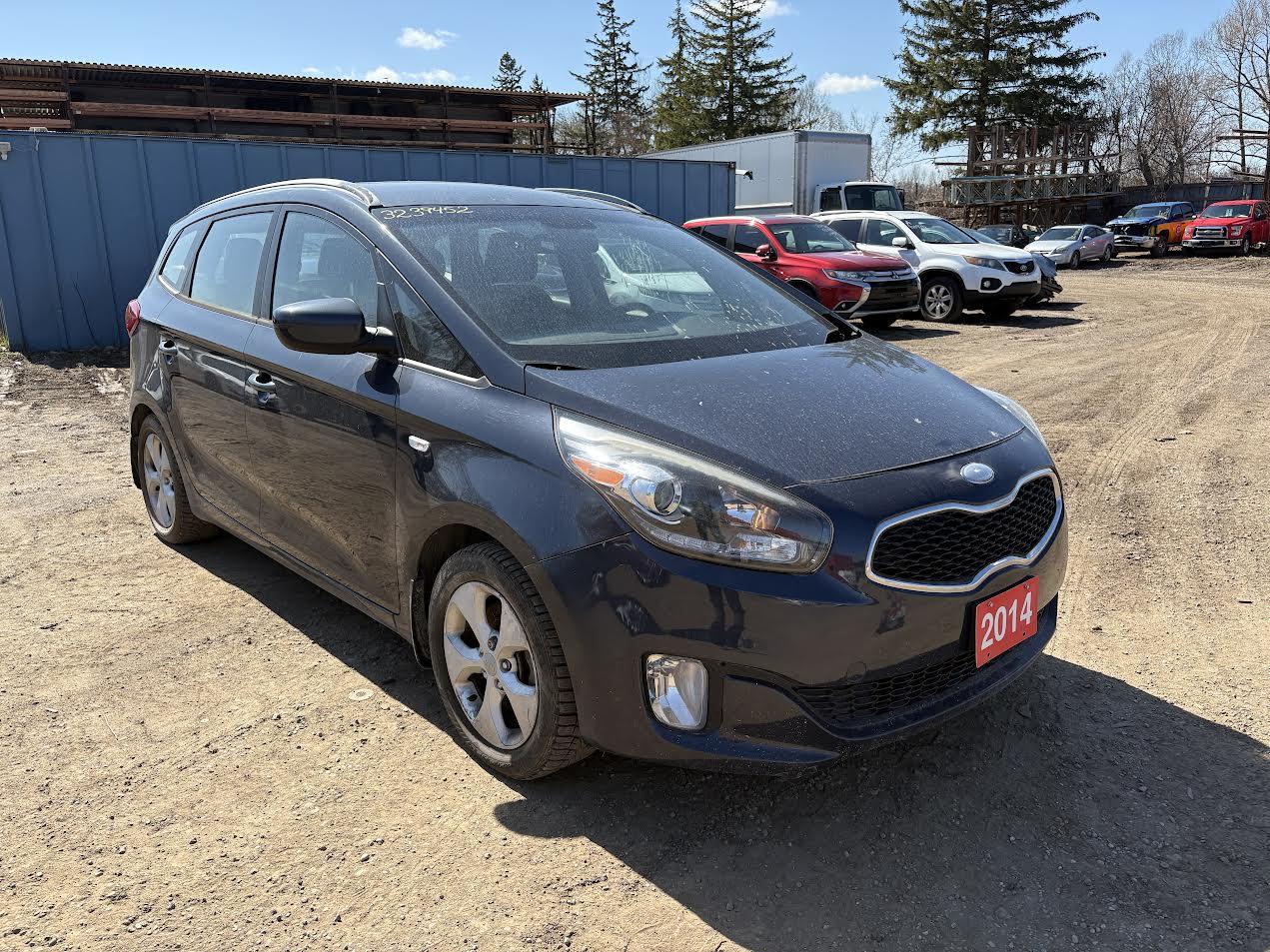 Compresseur de climatisation d'origine d'occasion pour Kia Rondo 97701A4200 (2014-2017)