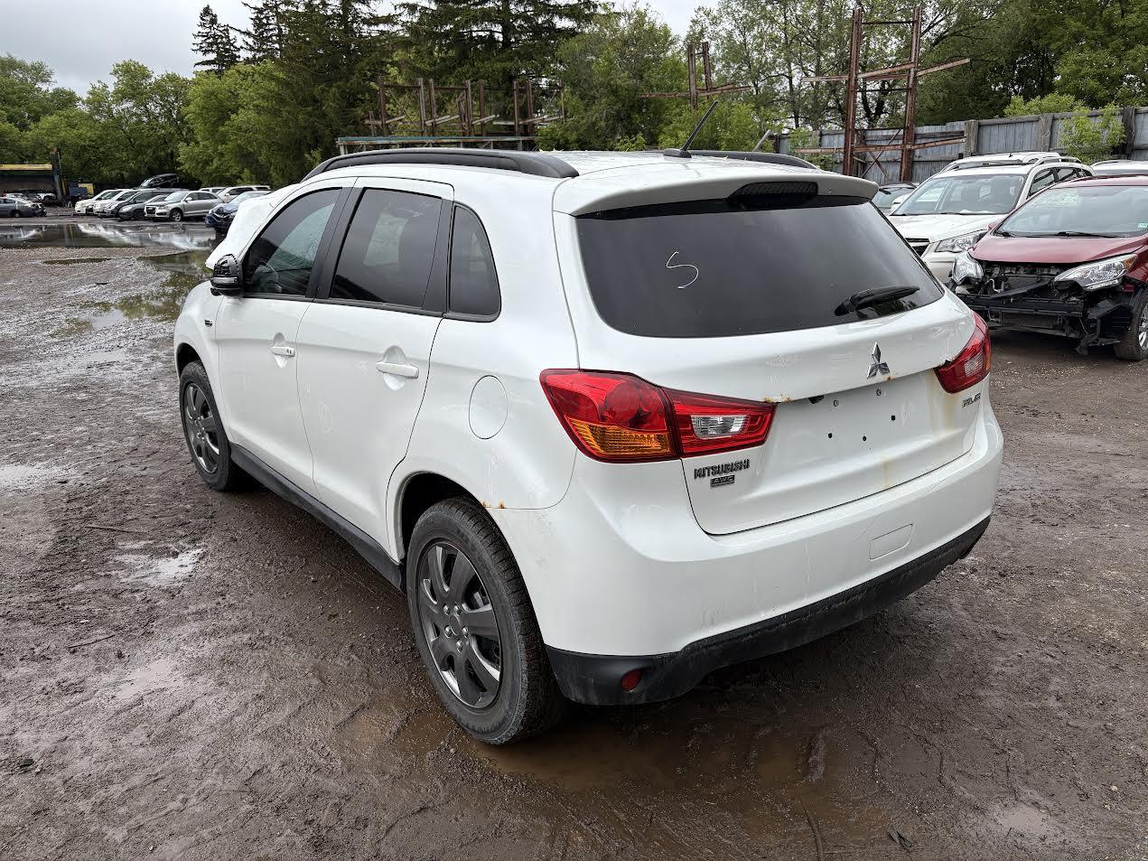 Feu arrière gauche d'occasion pour Mitsubishi RVR Outlander Sport 2011-2019 (8330A691, 8330B195)