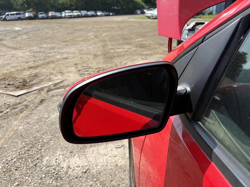 Feu arrière gauche côté conducteur d'occasion pour Kia Rondo 92101A4200 (2014-2017)