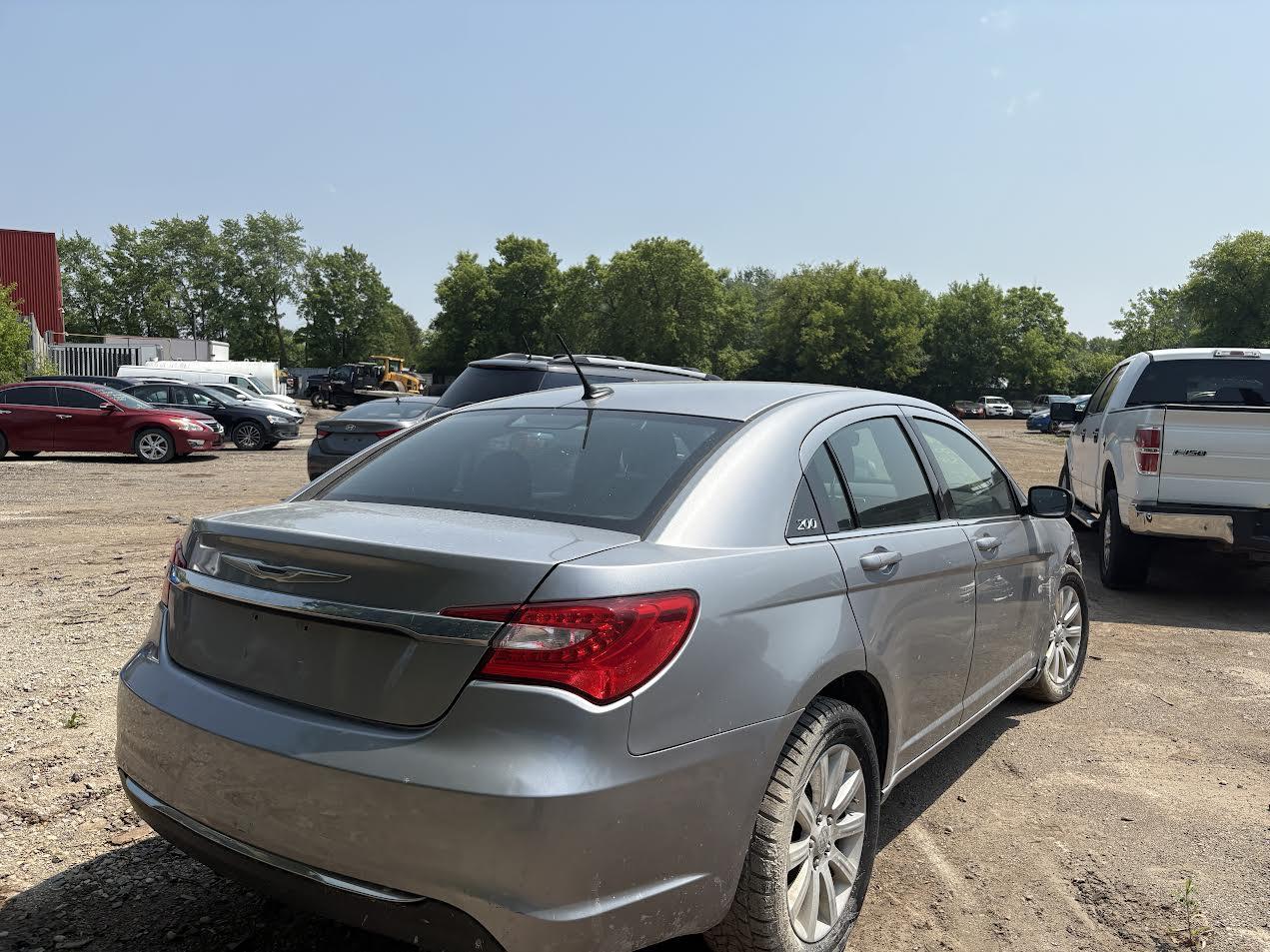 Phare avant chromé côté conducteur d'occasion pour Chrysler 200 2011-2014 5182591AE