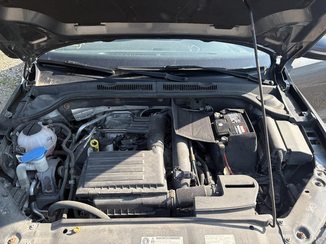 Alternateur d'origine d'occasion compatible avec VW Jetta 1.4L 2016-2017 04E903021R