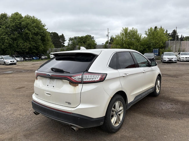 Feu arrière droit d'occasion pour Ford Edge 2011-2014 BT4Z13404B