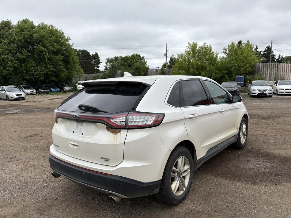 Feu arrière droit d'occasion pour Ford Edge 2011-2014 BT4Z13404B