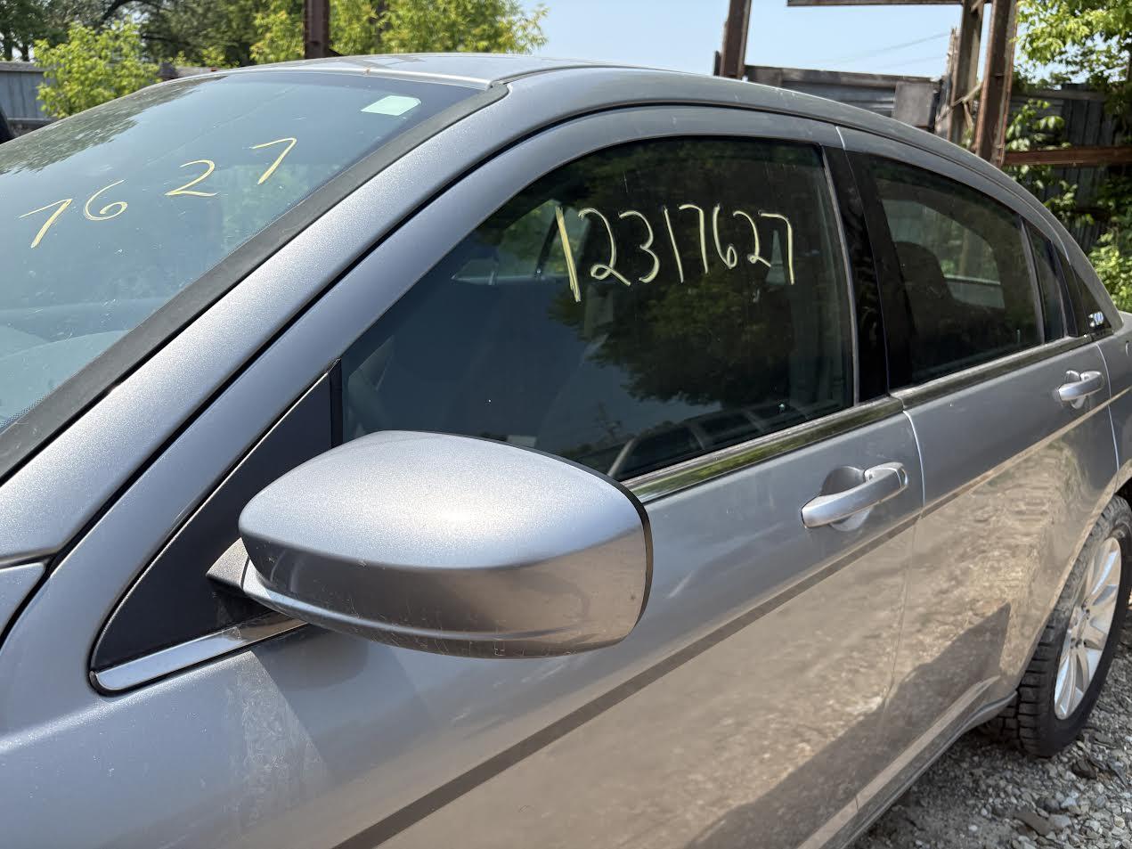 Rétroviseur extérieur OEM d'occasion, compatible avec Chrysler 2002 1UY11TZZAE 1UY111X8AF (2015-2017)