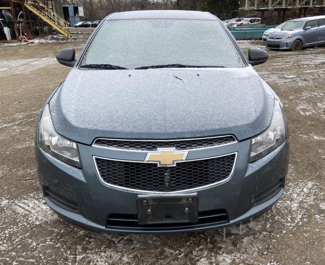 Porte avant OEM L d'occasion de qualité A pour Chevrolet Cruze 2012-2016 GM 95931667