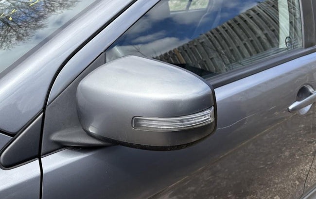 Rétroviseur extérieur gauche (côté conducteur) d'origine d'occasion avec clignotant, compatible avec Mitsubishi Lancer 2015-2017 (références : 7632C367 et 7632C351BA).
