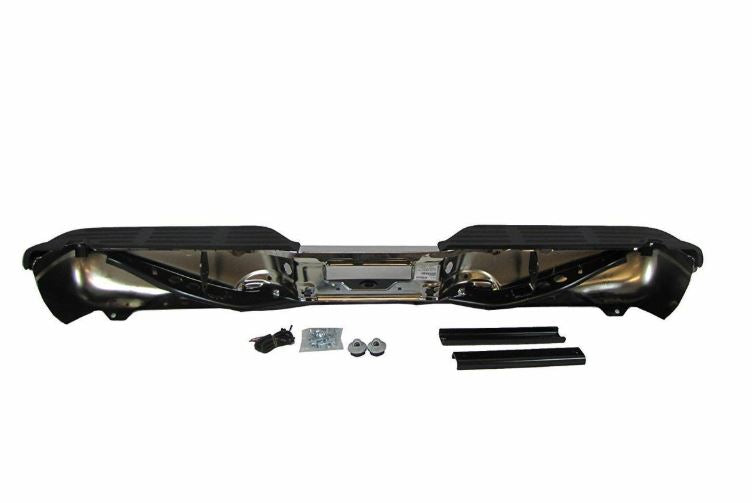 Pare-chocs arrière chromé neuf sans assistance au stationnement, compatible avec les Ford F250SD/F350SD (1999-2007) et F450SD/F550SD (1999-2003).