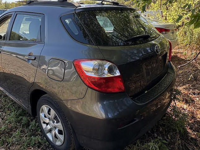 Feu arrière gauche d'origine d'occasion, compatible avec Toyota Matrix 2009-2014, référence 8156002450