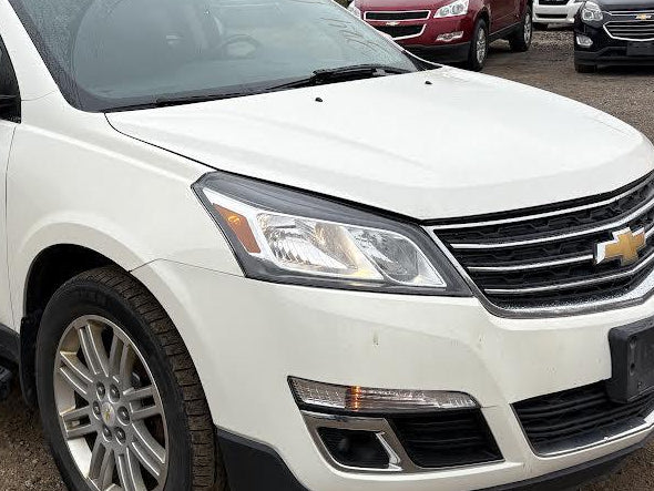 Phare avant droit d'origine d'occasion, compatible avec Chevy Traverse 2013-2017, référence 23402605