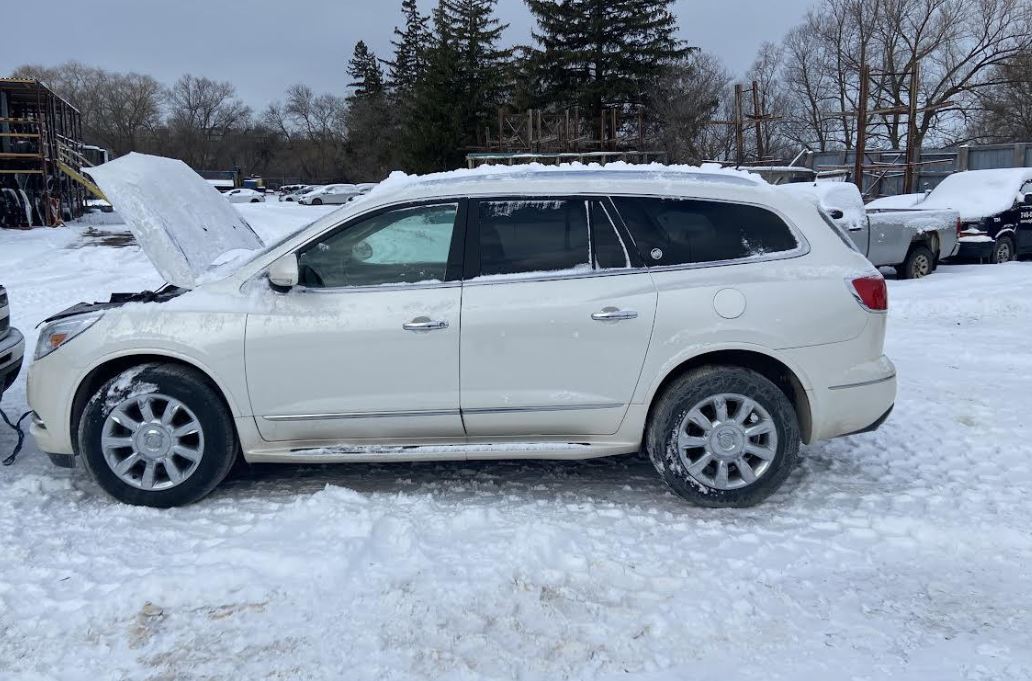 Alternateur d'origine d'occasion compatible avec Chevrolet Traverse, Buick Enclave et GMC Acadia (2013-2017) - Références : 23279588 et 23105717