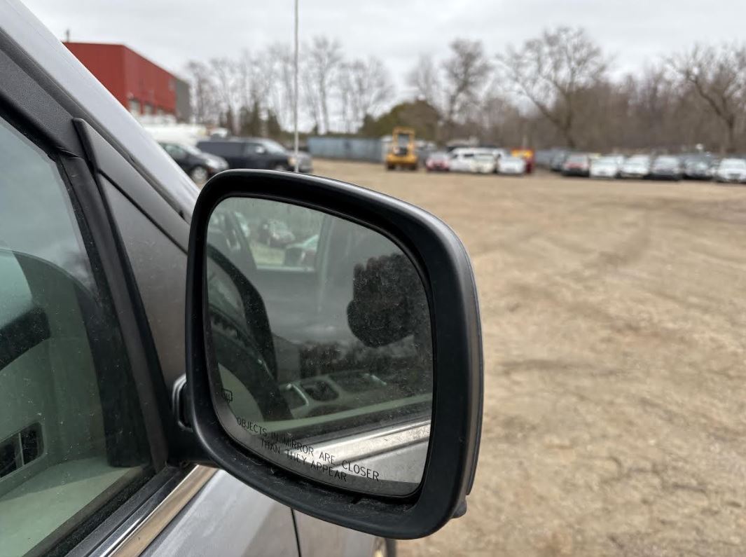 Rétroviseur extérieur droit d'origine (OEM) d'occasion, sans surveillance d'angle mort, compatible avec les Town & Country 2011-2016 (référence 1AB721ARAJ).