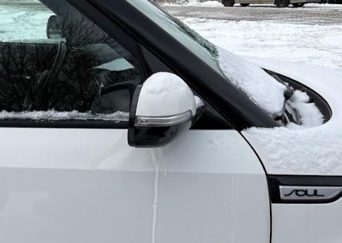 Used OEM RH Driver Door Mirror w/turn Signal fits 2014-2016 Kia Soul 87620B2570
