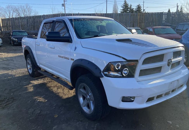 Alternateur d'origine d'occasion compatible avec les Dodge 1500 Pickup (2008-2012) et Dodge 2500/3500 Pick Up (2007-2018), moteur 5,7 L.