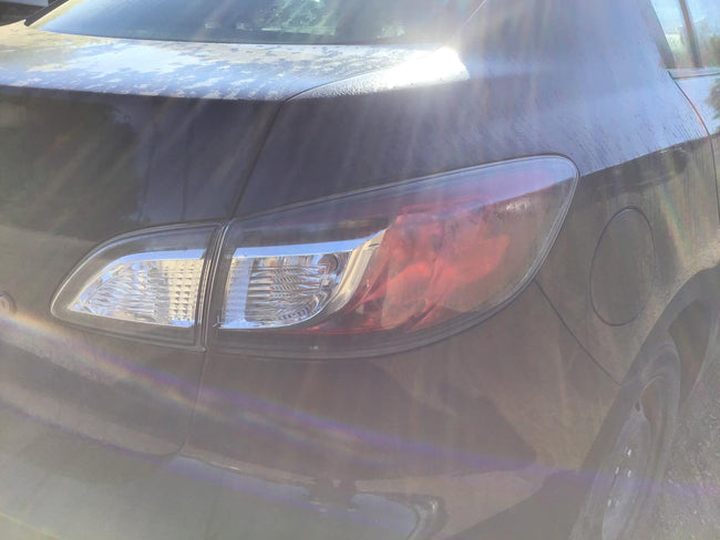 Feu arrière droit d'occasion OEM pour Mazda 3 Berline 2010-2013 BBM451150F BBM451150E