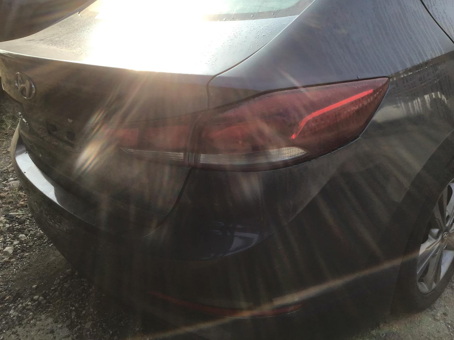 Feu arrière à incandescence droit d'occasion OEM Elantra 92402F2020 2017-2018