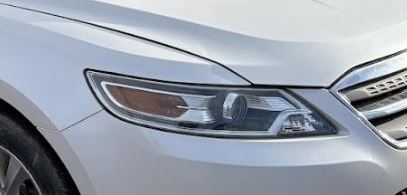 Used OEM RH Halogen Headlight fits 2010-2012 Ford Taurus BG1Z13008A