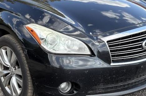 Phare avant droit (côté passager) d'origine d'occasion, compatible avec Infiniti M35 (2012-2013), Infiniti M37 (2011-2013) et M56 (2012-2013).