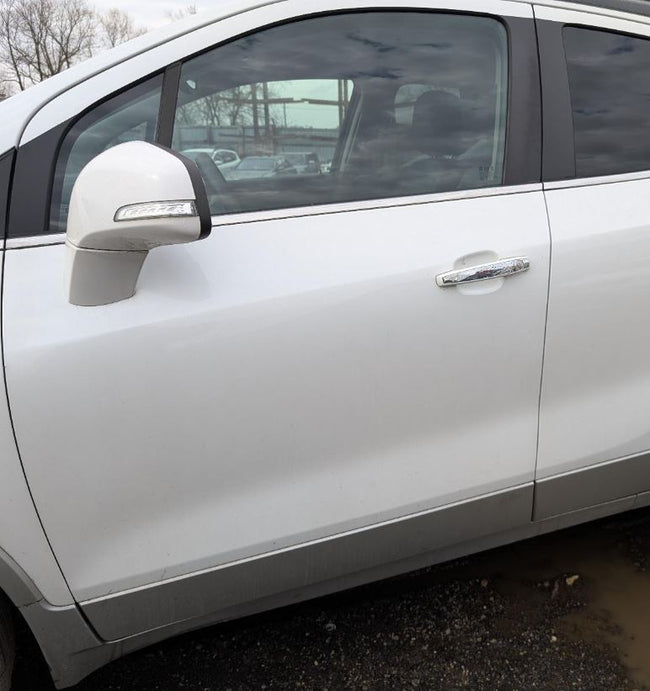 Porte avant OEM L d'occasion de qualité A pour Buick Encore 42741560