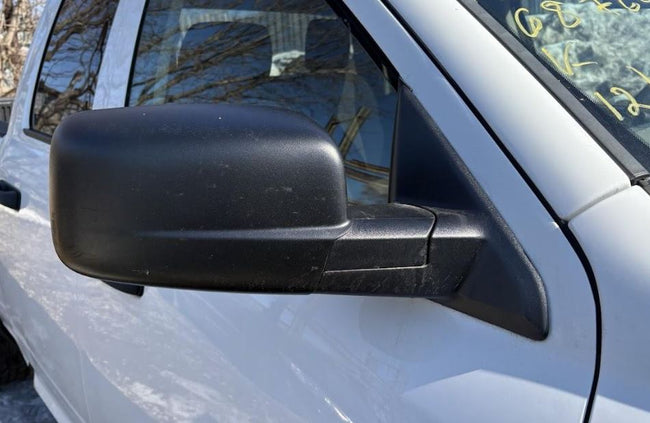 Used OEM RH Passenger Door Mirror w/o Turn Signal fits 2009-2012 Dodge 1500, 2011-2012 Dodge 2500, 2011 Dodge 3500 Pickup 55372066AE