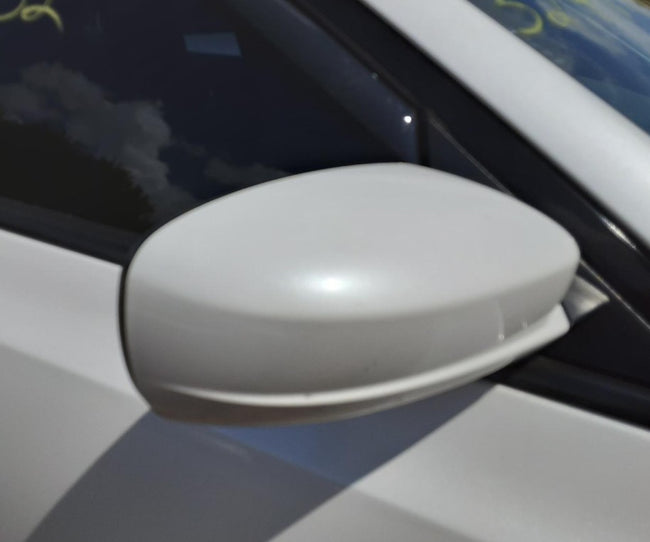 Used OEM RH Passenger Side Door Heated Mirror w/o memory signal fits 2015-2022 Chrysler 300 5KW48GW7AC