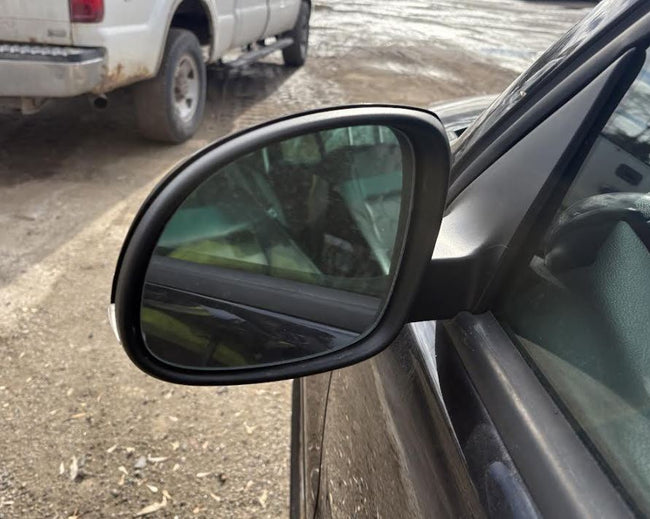 Rétroviseur extérieur gauche d'origine d'occasion, compatible avec VW Tiguan 2009-2018 (références : 5N1857507P9B9, 5N0857537GRU, 5N0857521A).