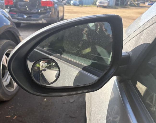 Rétroviseur extérieur gauche d'origine (OEM) d'occasion, chauffant, sans clignotant, compatible avec Mazda 3 2010-2011 (sans surveillance d'angle mort), chauffant, sans clignotant, compatible avec Mazda 3 2012-2013