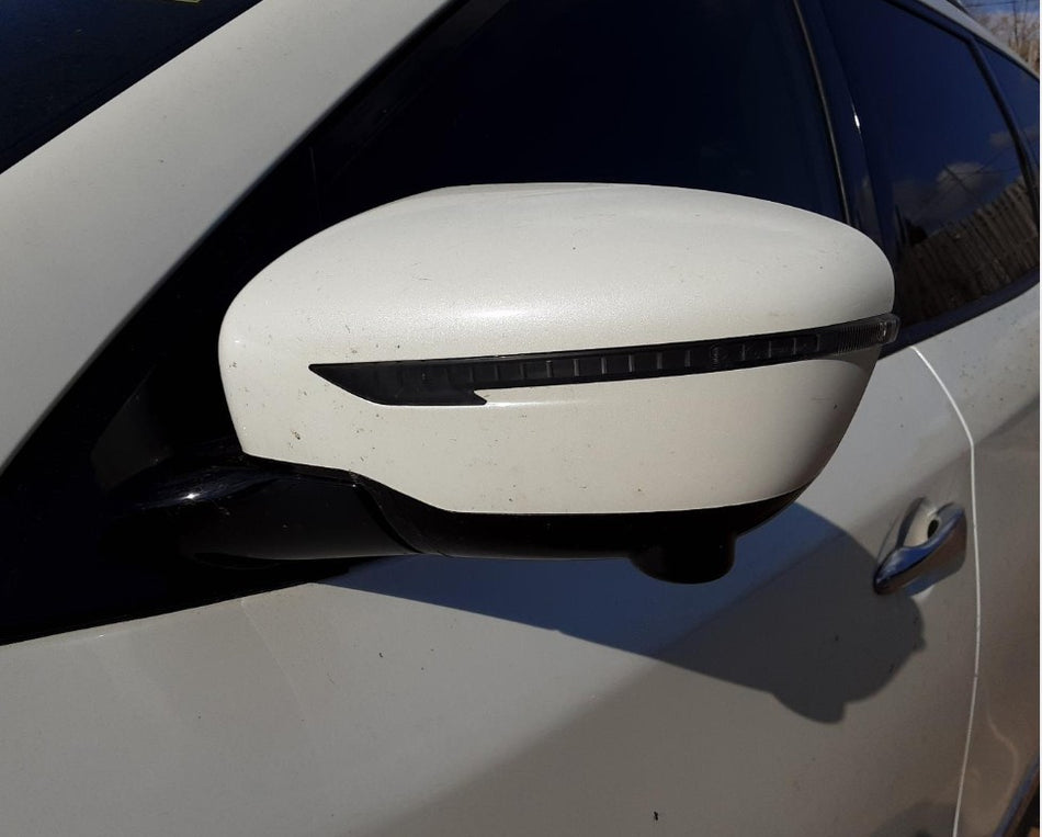 Used OEM LH Driver side Door Mirror Power w/camera view fits 2017 Nissan pathfinder 963029PF9D