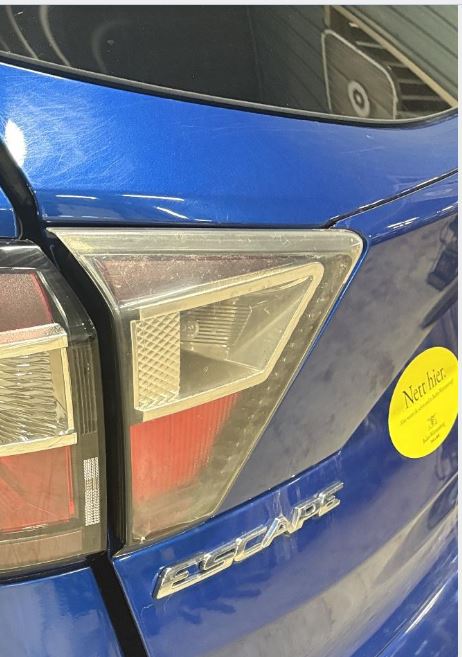 Used OEM LH Taillight fits 2017-2018 Ford Escape GJ5Z13405F GJ5413A603BB GJ5413A603BC GJ5413A603BD