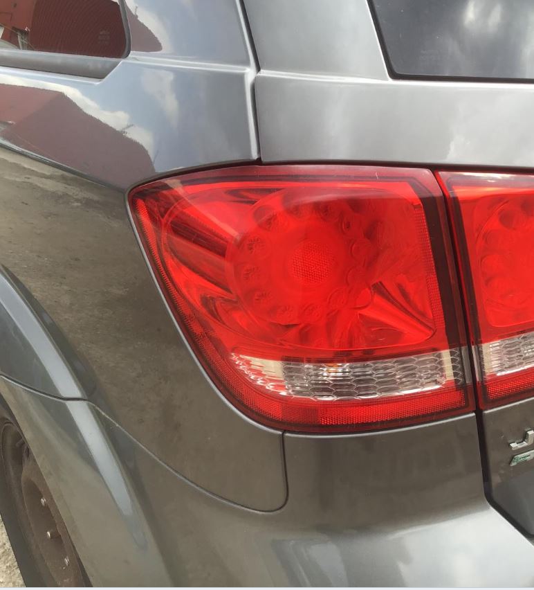 Feu arrière à LED gauche d'occasion pour Dodge Journey 2011-2020 (référence 68078465AD)