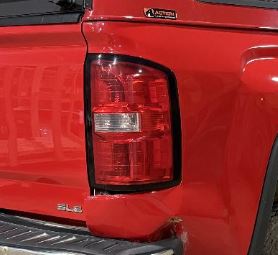 Used OEM RH Passenger Side Taillight fits Sierra 2014-2015 Denali 15002015 Denali 2500/3500, 2014-2015 Sierra 1500, 2015 Sierra 2500/3500 23424738