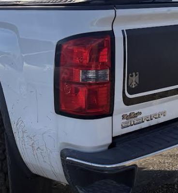 Feu arrière gauche d'origine d'occasion, compatible avec Sierra 1500/Denali 1500 (2014-2015) et Sierra/Denali 2500/3500 (2015), référence 23141276