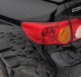 Used OEM LH Taillight fits 2009-2010 Toyota Corolla 8156002460 8156112A50