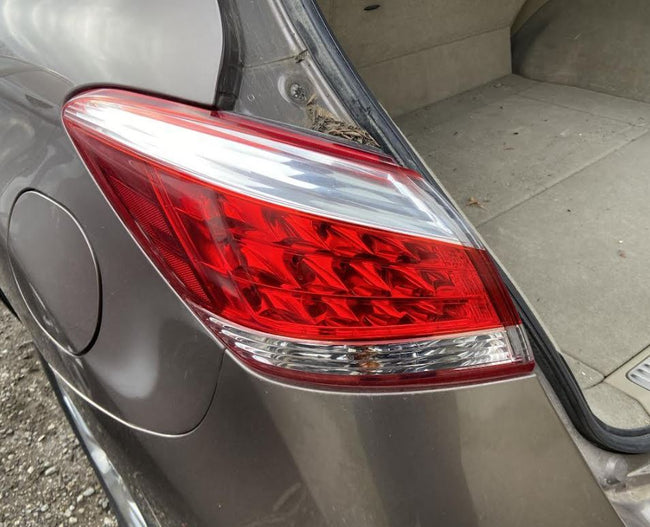 Feu arrière gauche côté conducteur d'occasion pour Nissan Murano 2011-2014 (265551SX0A 265551SX1B)