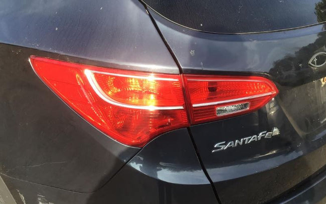 Feu arrière gauche côté conducteur d'occasion pour Hyundai Santa Fe 924014Z000 (2013-2016)