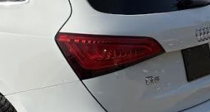 Feu arrière d'origine côté conducteur (LH) monté sur hayon, compatible avec Audi Q5 (2009-2017) et Audi SQ5 (2014-2017), référence 8R0945093D