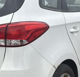Feu arrière droit d'origine d'occasion compatible avec Kia Rondo 2014-2016, référence 92402A4030