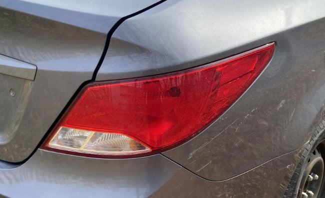 Feu arrière droit d'occasion OEM pour Hyundai Accent 2015-2017 (référence 924021R610)