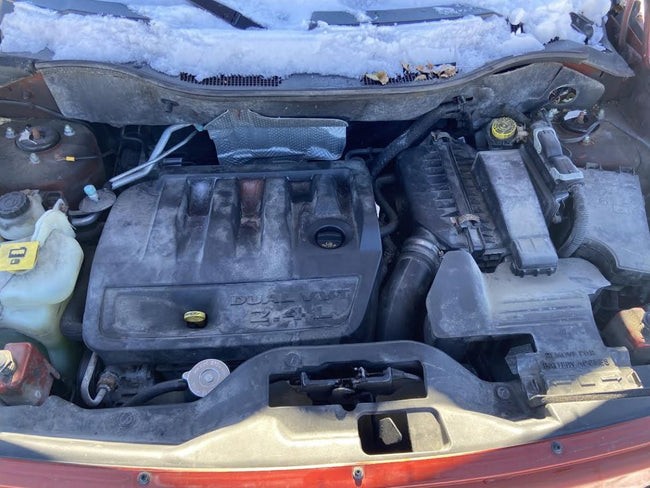 Alternateur d'origine d'occasion compatible avec les modèles suivants : Dodge Avenger (2008-2014), Caliber (2007-2012), Compass (2007-2017) et Patriot (2007-2017).